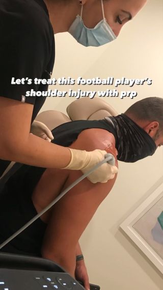 This football player was suffering from post-traumatic osteoarthritis of the right shoulder! Watch us treat his glenohumeral joint with PRP. 

Platelet Rich Plasma or PRP helps to accelerate the healing of injured joints, muscles, tendons and ligaments! When your blood is drawn, separated and then injected back, it causes your body to recognize your injury as a priority to promote a more rapid healing response! This form of regenerative medicine has become increasingly popular in the treatment of athletes!

Questions? Let us know!

#prp #plateletrichplasma #sportsinjury #osteoarthritis #shoulderinjury #shoulderpain #jointpain #prpinjection #prpforpain #prpforshoulderpain